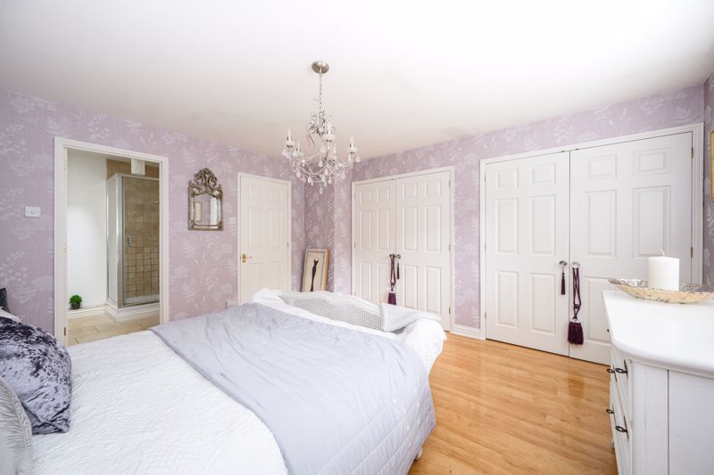 Bedroom- click for photo gallery